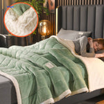 CozyFleece™ Plush Wool Blanket | Warm & Cozy for Winter