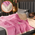 CozyFleece™ Plush Wool Blanket | Warm & Cozy for Winter
