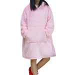 Persoon draagt een lichtroze Sherpa Fleece XXL hoodie.