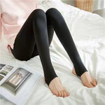 Middo Fleece-Lined Tights | Warm Comfort & Sheer Style