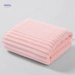 PineappleGrid™ Bath Towel | Quick-Dry & Ultra-Absorbent