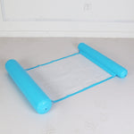 Opblaasbare water hangmat in lichtblauwe kleur