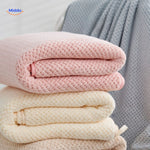PineappleGrid™ Bath Towel | Quick-Dry & Ultra-Absorbent
